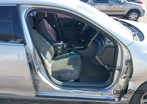 2015 Chevrolet Malibu 1Lt z USA, uszkodzony, nr VIN 1G11C5SLXFF299687